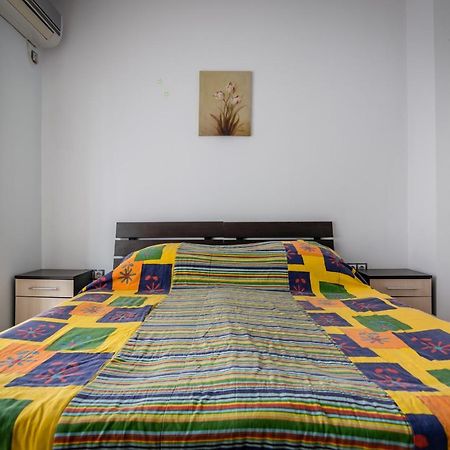 Cozy One-Bedroom Apartment In Night Breeze 布尔加斯 外观 照片
