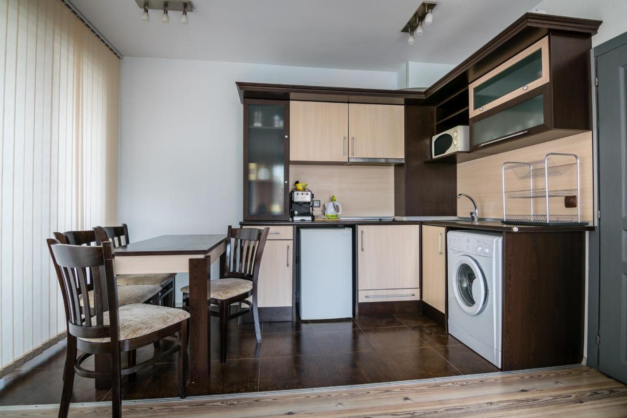 Cozy One-Bedroom Apartment In Night Breeze 布尔加斯 外观 照片